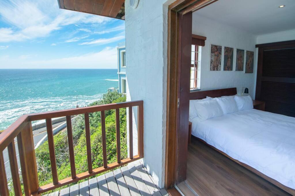 Bantry Bay Home With Atlantic Ocean Views Cape Town Bagian luar foto