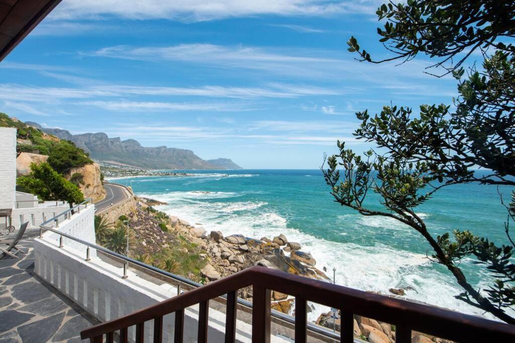 Bantry Bay Home With Atlantic Ocean Views Cape Town Bagian luar foto