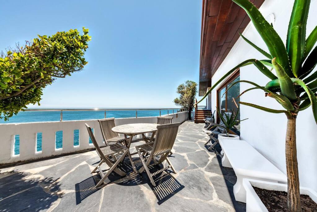 Bantry Bay Home With Atlantic Ocean Views Cape Town Bagian luar foto